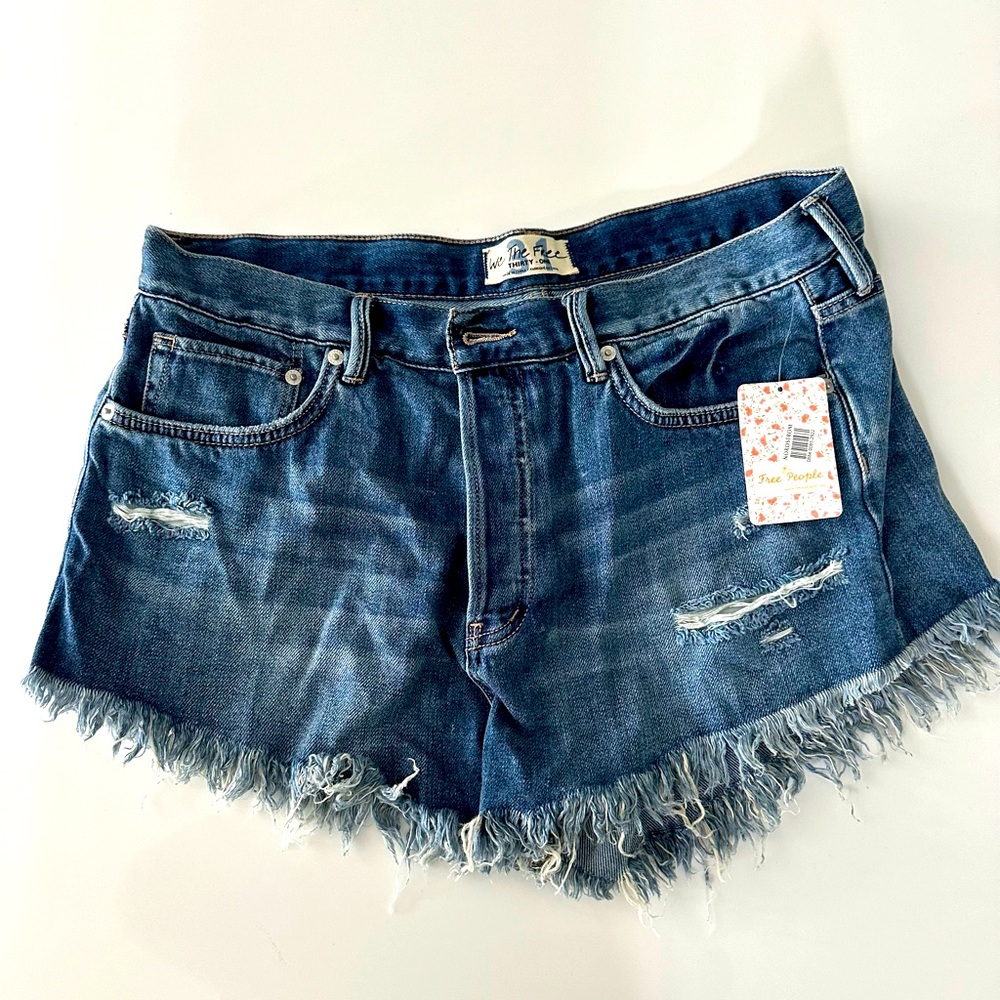 Free People jean shorts mid/low rise size 31